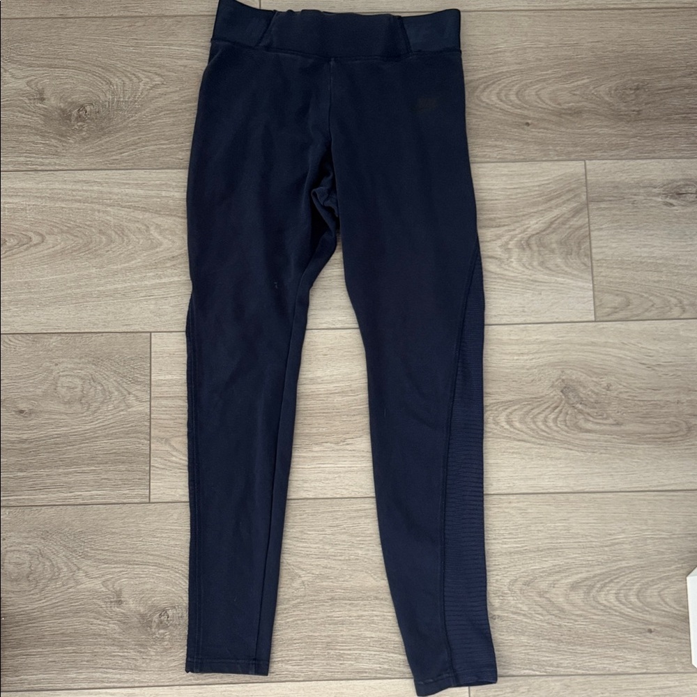 Nike Navy Women's Performance Leggings